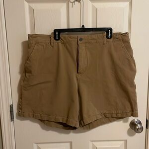 Universal Standard Shorts - XL